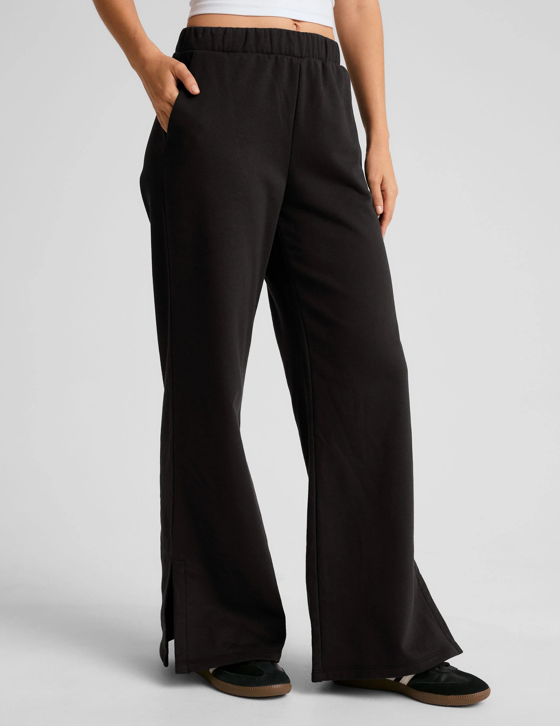 Beyond Yoga Open Ended Mid Rise Wide Leg Pant