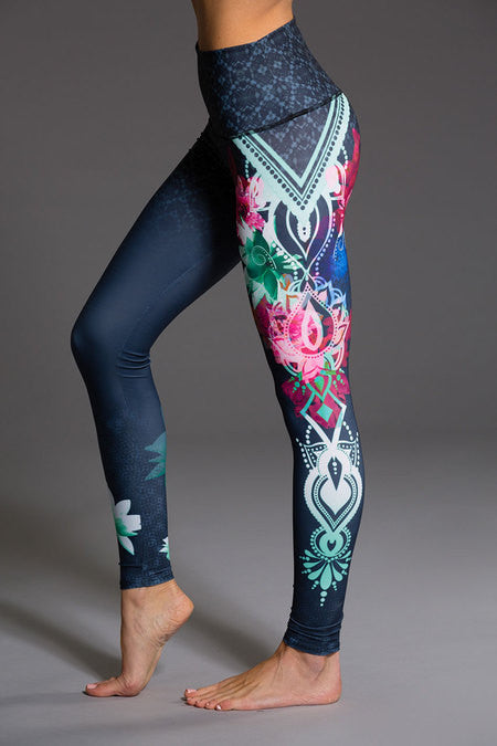 Onzie High Rise Graphic Holi Legging