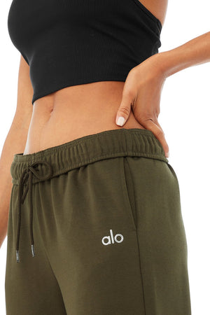 Alo Yoga Light Olive Green Oversized Accolade Sweatpants Size XS