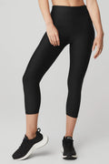Alo Yoga Airlift High-Waist Conceal Zip Capri