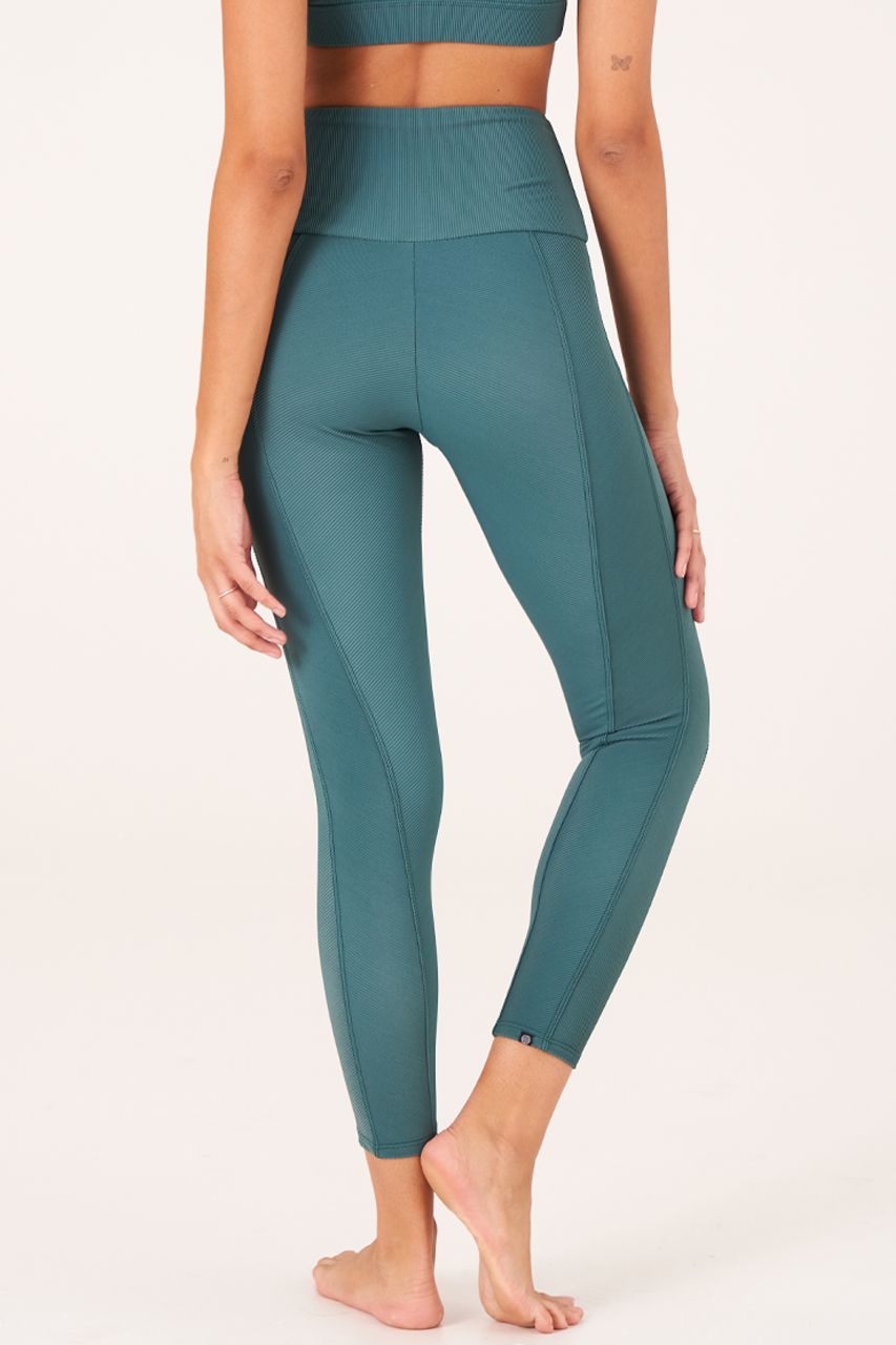 Onzie Sweetheart Ribbed Legging